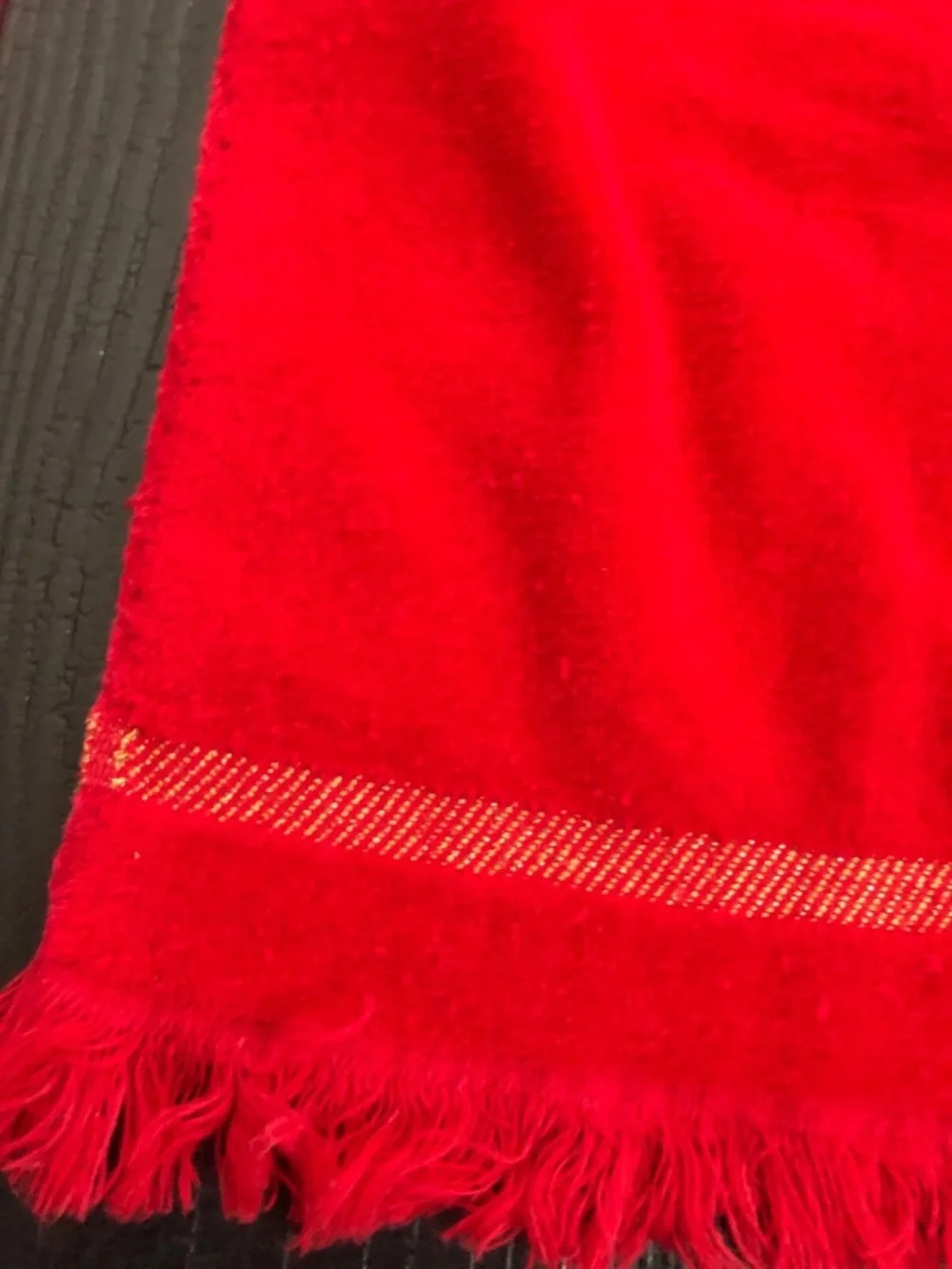Vintage Callaway Luxury Hand Towel Set Of 2 Fringe Red Gold Stitching VTG